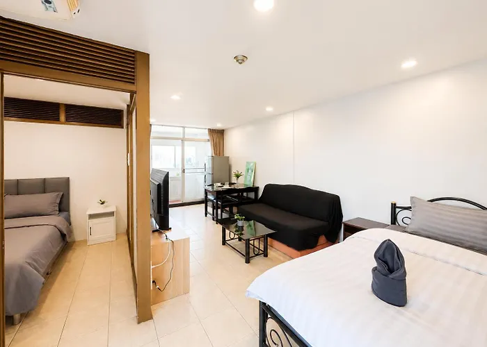 High Floor 2br 1bath Near Bts Night Market 5pax Apartment Bangkok