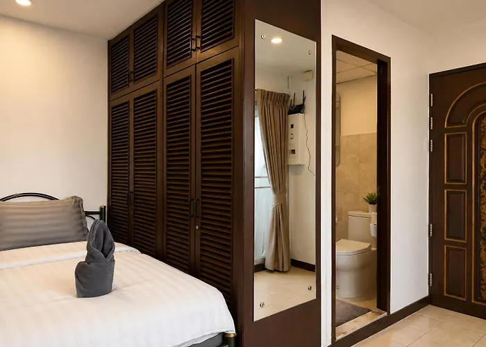 High Floor 2br 1bath Near Bts Night Market 5pax * Bangkok