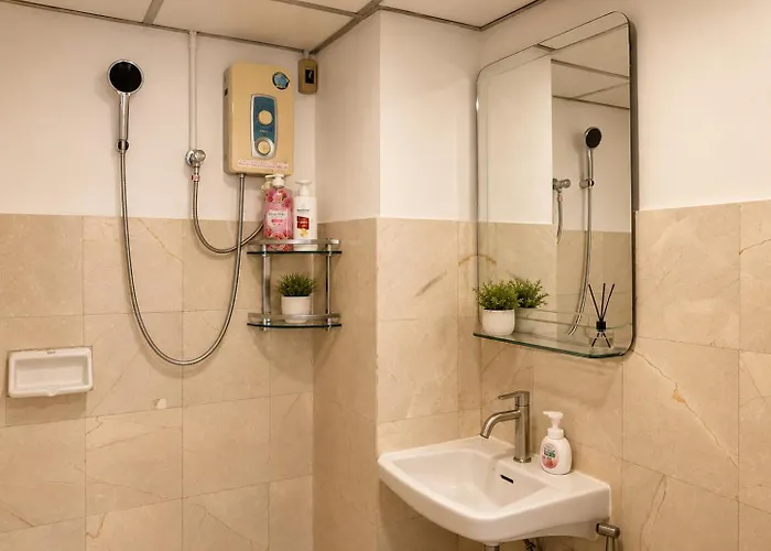 Apartment High Floor 2br 1bath Near Bts Night Market 5pax *