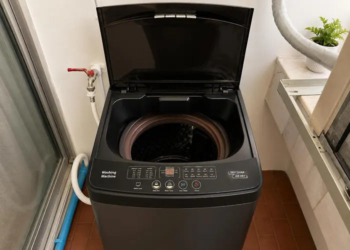 High Floor 2br 1bath Near Bts Night Market 5pax Apartment